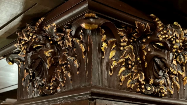 Пугающий интерьер отеля