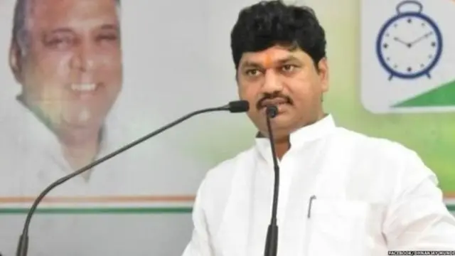 पंकजा मुंडे, भाजप, भगवानगड