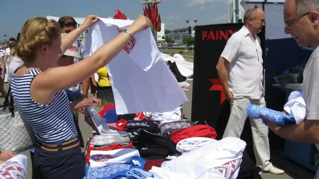 Праздник вышиванки