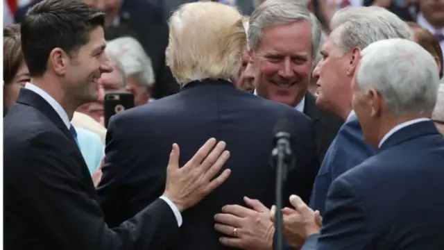 ट्रंप एफ़बीआई