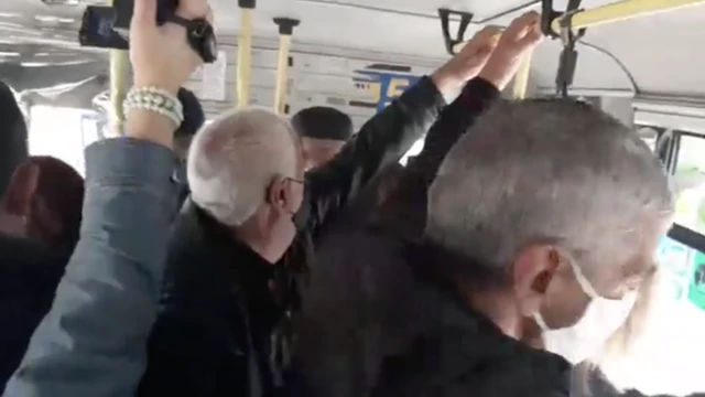 Prezident Administrasiya qarşısında təklif olunan təzminatdan narazı olan Sovetski sakinləri etiraz etməyə cəhd ediblər.