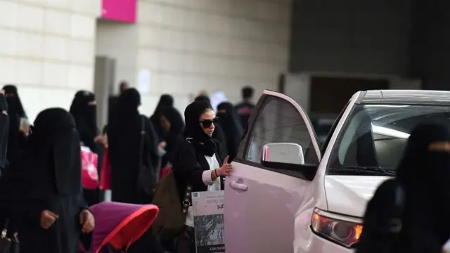 சௌதி பெண்கள்