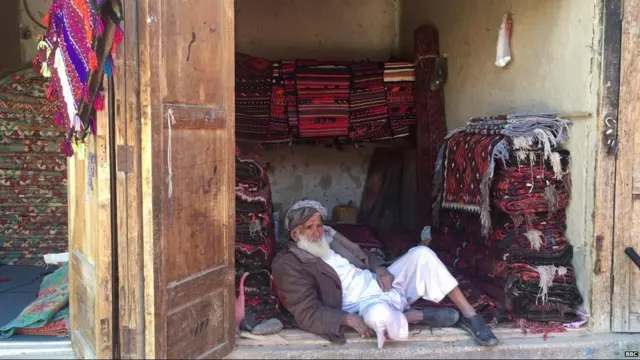 ټغر پلورونکي