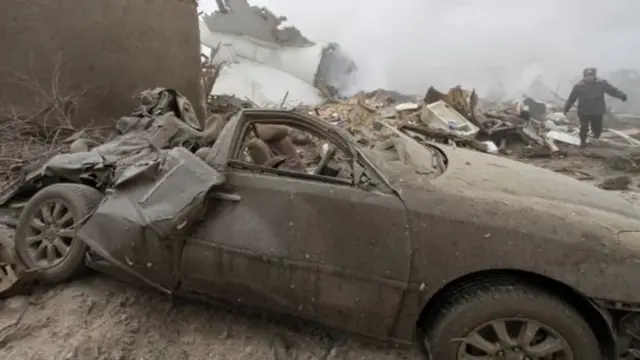 اتومبیلی در محل حادثه