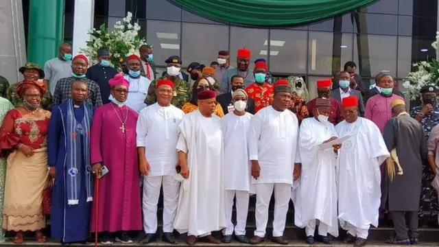 Ndị gọvanọ ọwụwa anyanwụ nakwa ndị ọnụ na-eru n'okwu n'ala Igbo