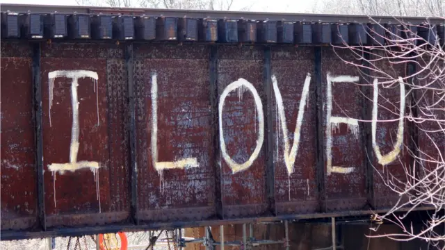 Grafiti de I love you, te amo en inglés.