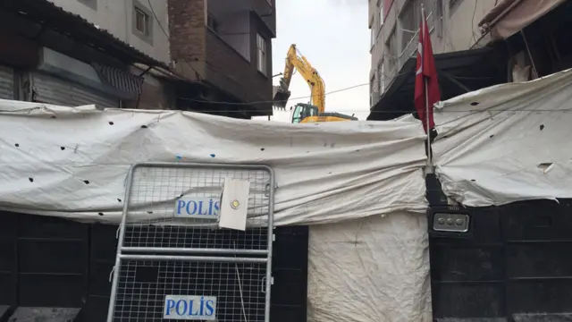 Diyarbakır'ın Sur ilçesindeki barikatlar