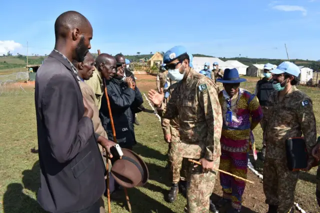 Nyuma y'igitero cy'ejo, uyu munsi kuwa gatanu ukuriye ingabo za MONUSCO muri Kivu y'Epfo yasuye ingabo zayo zihakorera n'inkambi ya Mikenke