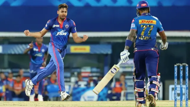 सूर्यकुमार यादव का विकेट आवेश ख़ान ने लिया