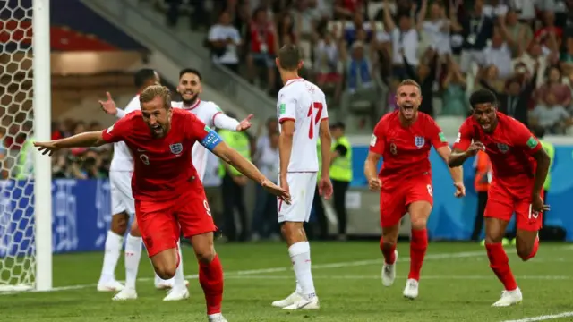 உலகக்கோப்பை கால்பந்து: துனீசியாவை வீழ்த்திய இங்கிலாந்து