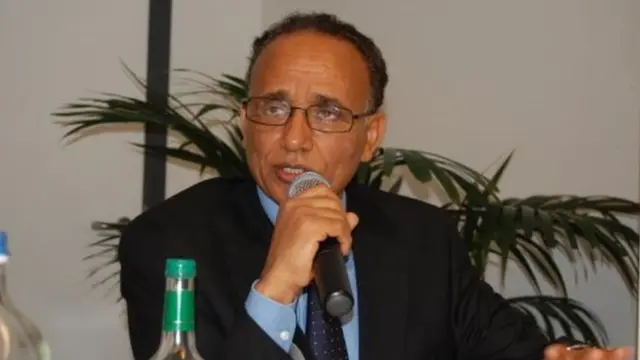 ወልደሱስ ዓማር መን'ዩ?