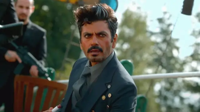 لیلیٰ، نواز الدین، ہیرو پنتی