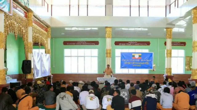 ရှမ်းလူထုဆွေးနွေးပွဲ အစိုးရနဲ့ တပ်မတော် သဘောထား ကွဲလွဲ