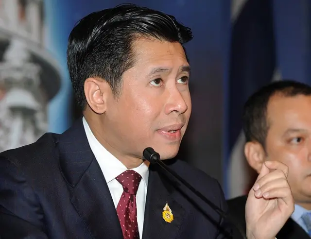 จักรภพ เพ็ญแข