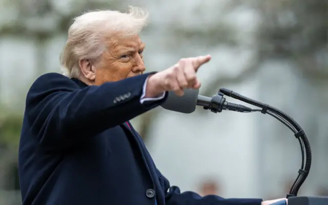 Trump avuga ko ibindi bihugu bica ibicuruzwa bya Amerika imisoro iri hejuru ko we yabaye 'umunyampuhwe' mu gushyiraho imisoro na bo baciye ibyo bihugu