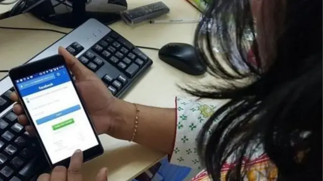 মোবাইল ফোন