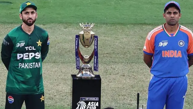 పాకిస్తాన్, ఇండియా 