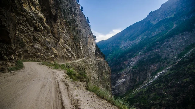 Keylong-Kishtwar, Hindiya