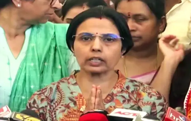 चंद्रबाबू नायडू की पत्नी.