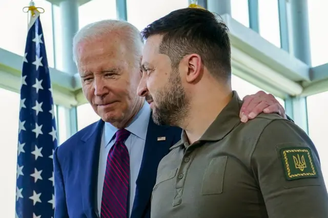 Ông Biden và ông Zelensky