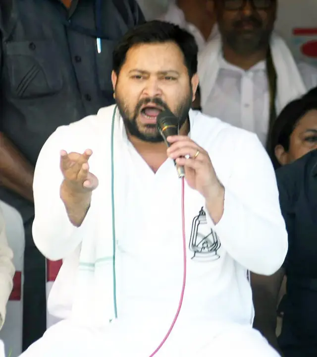 तेजस्वी यादव