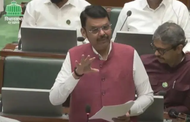 નાગપુર, નાગપુર રમખાણો, છાવા ફિલ્મ, રમખાણો, હિંસા, હિન્દુ-મુસ્લિમ, ઔરંગઝેબ, બીબીસી ગુજરાતી 