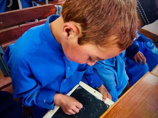 سکول میں ایک بچہ