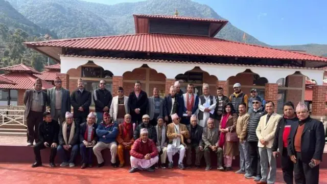 நேபாளத்தை 'இந்து ராஷ்டிரா' ஆக்க வேண்டும் என்ற கோரிக்கை