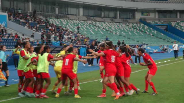 खेलका क्रममा नेपाली महिला खेलाडीहरू