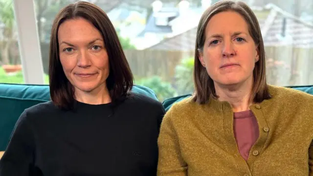 లారా, బెత్ దంపతులు, ఉత్తర సెప్రస్ క్లినిక్, ఐవీఎఫ్