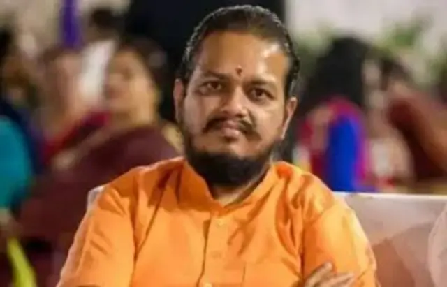 રાજભારતીબાપુ