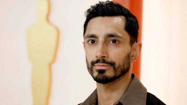 وجه ريز أحمد، النجم البريطاني المسلم، الذي سيلعب دور البطولة في فيلم قصير سيعرض خلال المهرجان