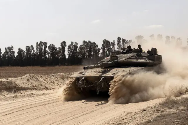 Un tanque israelí en el sur de la Franja de Gaza.