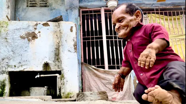 કાર, કદ, જીવન, જિંદગી, ગુજરાત, ગાંધીનગર, વિકલાંગ, બીબીસી ગુજરાતી