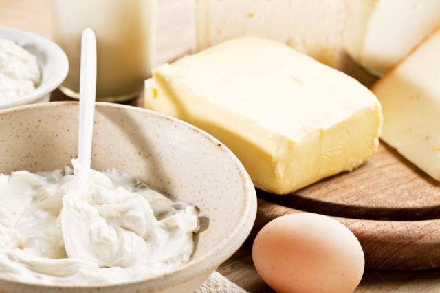Manteiga, iogurte e ovo