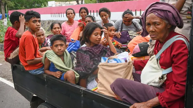 Gunung Lewotobi Laki-Laki 
