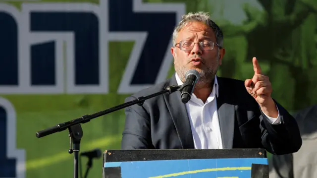 بن غفير يهدد بالانسحاب من الحكومة الإسرائيلية رفضاً لصفقة التبادل، ووصفها بـ"صفقة الاستسلام"