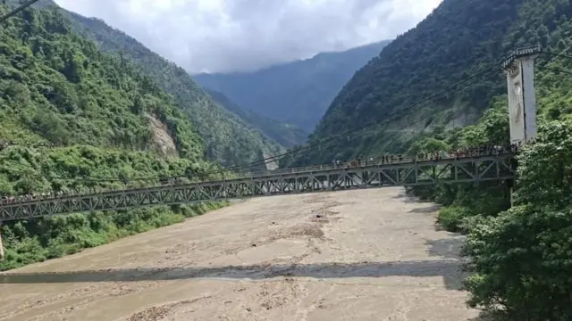 त्रिशूली नदीमा आएको बाढी
