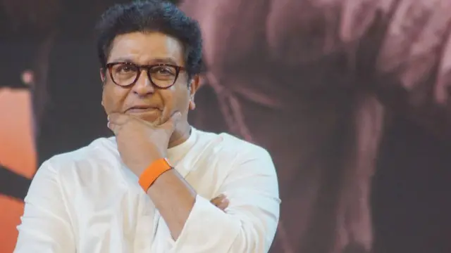 'मनसे प्रमुख' राज ठाकरे 