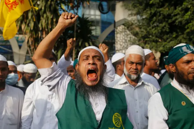 ढाका में सरकार विरोधी प्रदर्शन