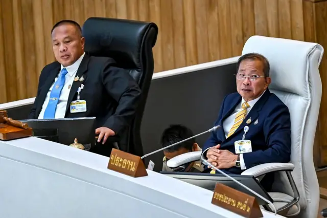 ประธาน และรองประธานวุฒิ