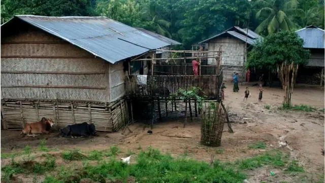 বান্দরবানের লামার একটি পাড়া