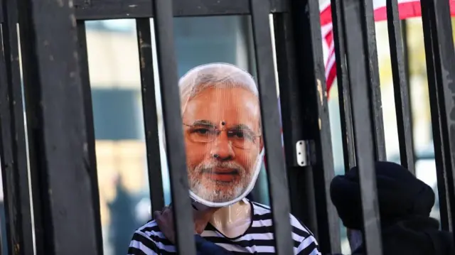 ਪ੍ਰਦਰਸ਼ਨ