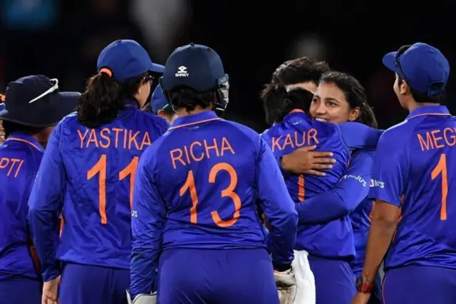 संग्रहित