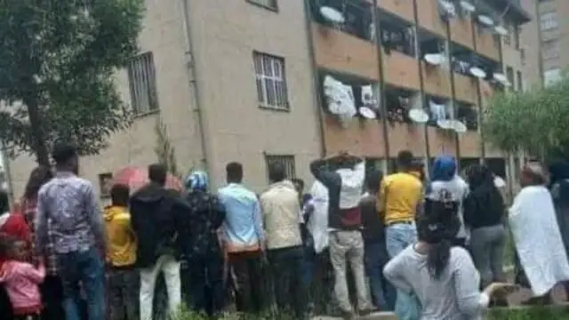 እቲ ገበን ዝተፈጸመሉ ኮንደሚንየም ኣራብሳ