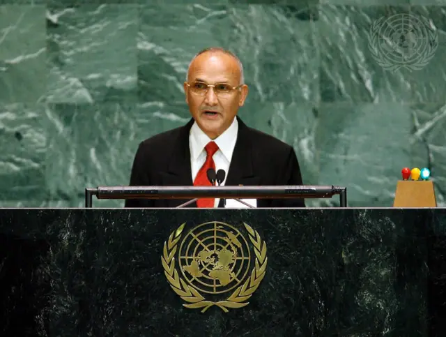 सन् २००६ को महासभालाई ओलीले पहिलो पटक सम्बोधन गरेका थिए