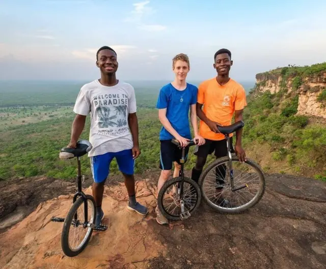 Trey den en friends for Nalerigu 