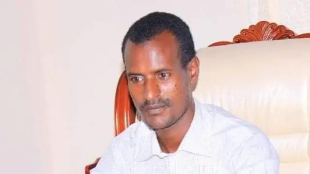  Agaasimaha Waaxda Warfaafinta iyo Xidhiidhka Dadwaynaha,Wasaaradda Gaadiidka iyo Duulista Hawada, Maxamed Cabdi Cismaan (Faradheere).