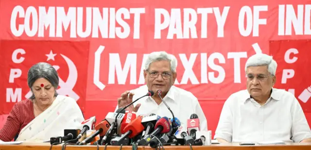 वृंदा करात, सीताराम येचुरी और प्रकाश करात 