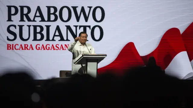 Prabowo Subianto menjelaskan gagasan yang ia bawa sebagai bakal calon presiden